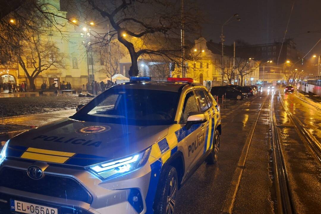 Foto: Na úrad vlády poslal list, v ktorom sa vyhrážal bombovými útokmi počas protestov