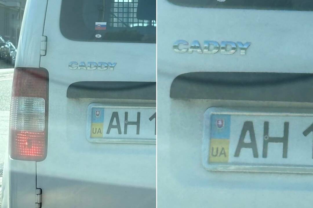 Foto: Po Košiciach jazdí auto so zvláštnou ŠPZ-kou. Viete, v čom je chyba?