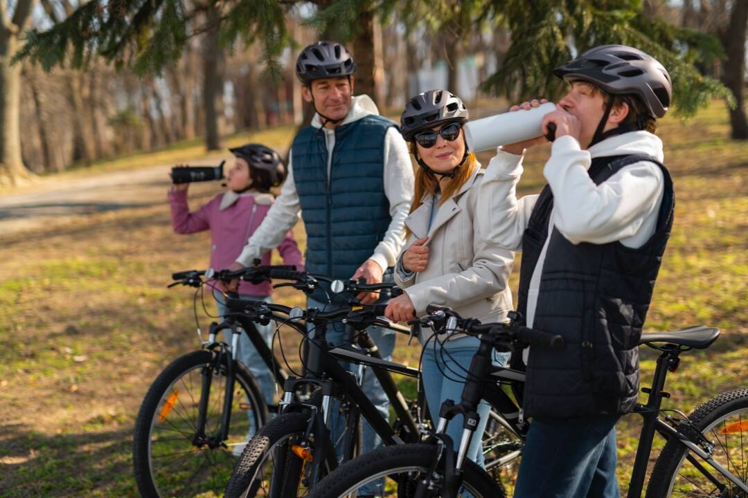 Foto: Na bicykli s ružencom v ruke. Mesto Strážske pozýva rodiny s deťmi i mladých na 20-kilometrovú cyklotúru