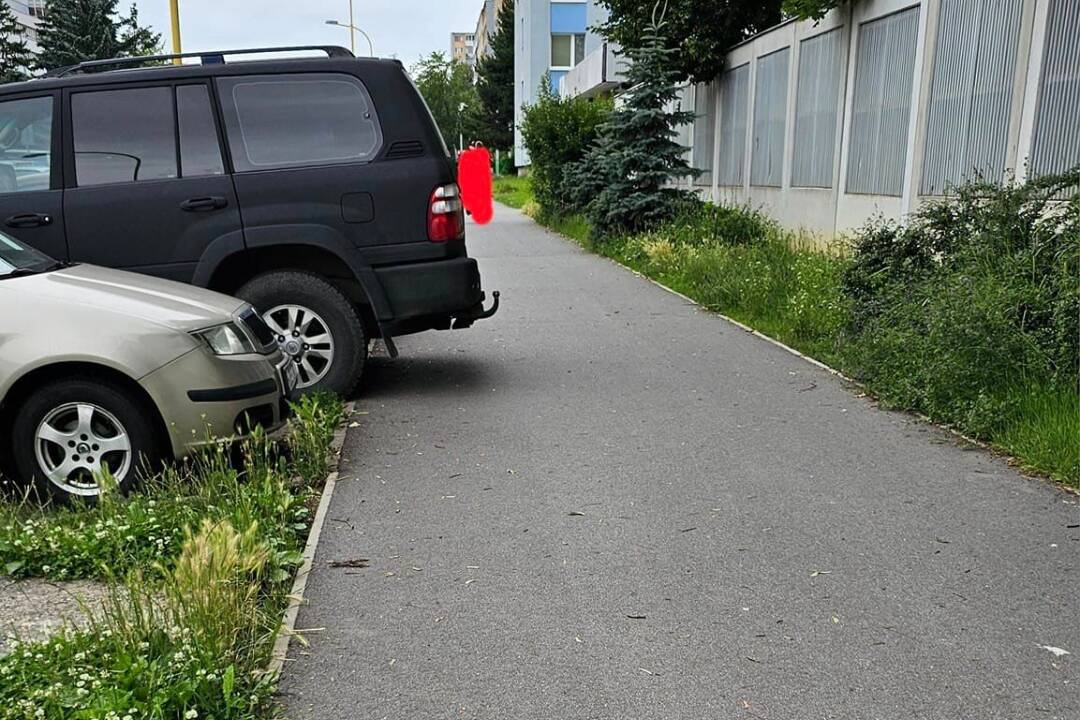 Foto: Chodci a vodiči v Košiciach majú na seba ťažké srdce. Za všetko môže táto foto