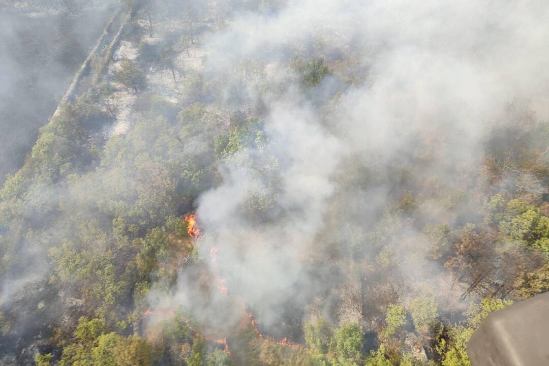 Foto: V trebišovskom okrese hrozia kvôli vysokým teplotám požiare. Na čo si treba dať pozor?