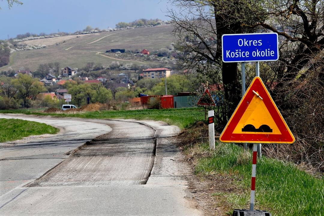 Foto: Viaceré cesty v Košickom kraji dostanú nový nádych. Pozrite si zoznam, ktoré úseky sa dočkajú opravy