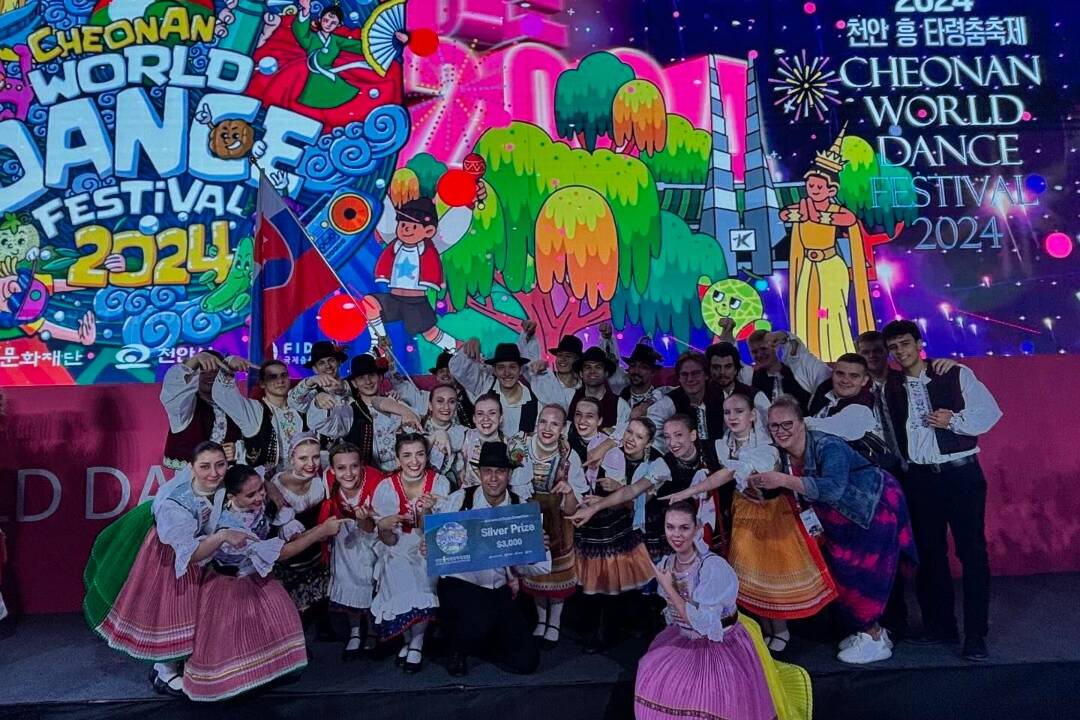 Foto: Strieborný Zemplín! Folklórny súbor dobyl Južnú Kóreu na svetovom festivale tanca