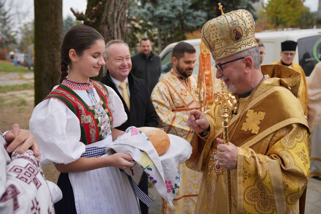 FOTO: Košickí veriaci prerobili starú tepláreň na Boží chrám. Posvätili ho vo výnimočný deň