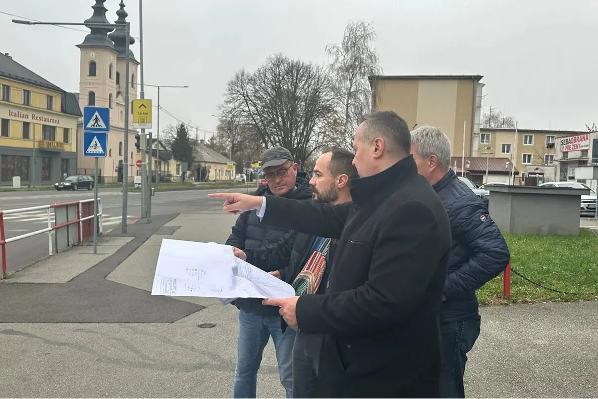 Foto: Michalovce začínajú s výstavbou cyklochodníka. Chcú prepojiť všetky sídliská s priemyselnými zónami