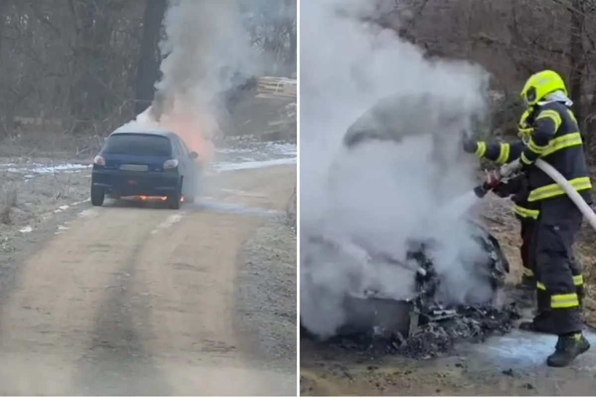 Foto: VIDEO: Neďaleko Kováčovej začalo horieť auto počas jazdy, hasiči sa ho snažia uhasiť