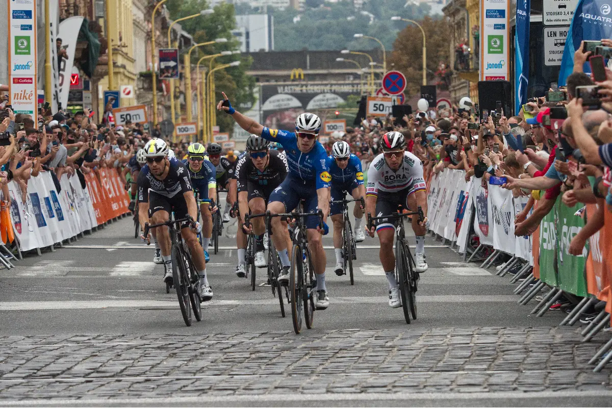 FOTO: Obľúbené cyklistické preteky aj tento rok zavítajú do Košíc, primátor podpísal významnú spoluprácu s organizátormi