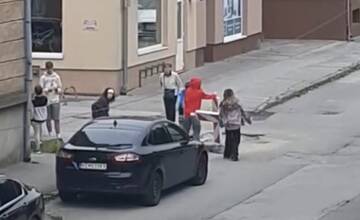 VIDEO: Skupina zabávajúcich sa tínedžerov rozhádala Košičanov. Dopustili sa skutočne vandalizmu?