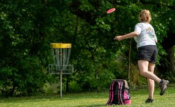 Športový piatok v Košiciach. Mestský park tentokrát rozhýbu dynamické hádzanárky či čoraz populárnejší discgolf