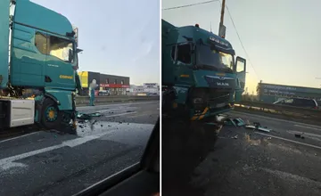 Dopravný kolaps na Prešovskej, pre zrážku dvoch kamiónov sa tvoria siahodlhé kolóny