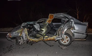 FOTO: Z auta po tragickej nehode pri Nižnej Myšli nezostalo takmer nič, 76-ročný vodič zomrel na mieste