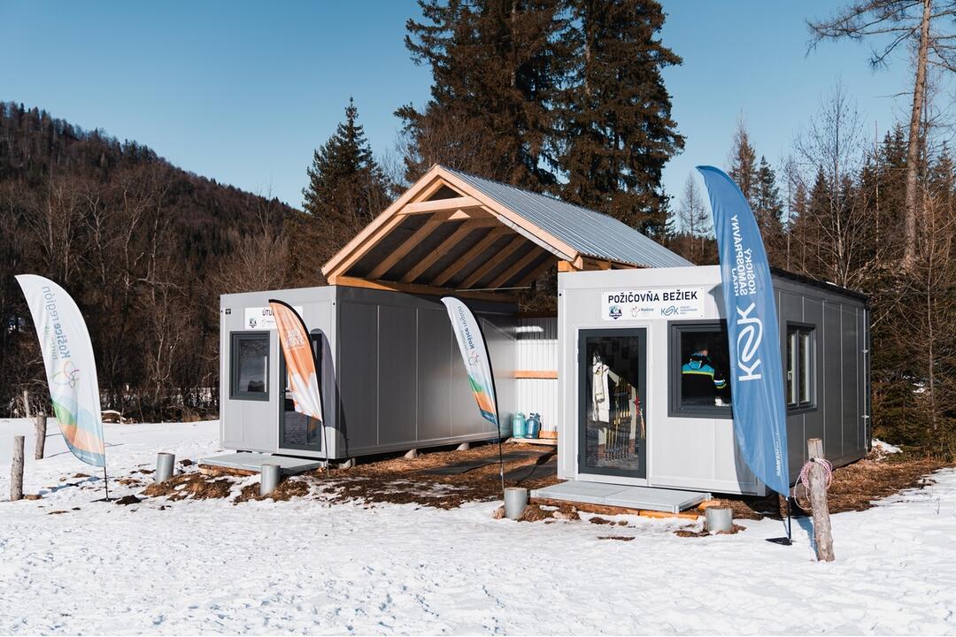 FOTO: Slávnostné otvorenie novej bežeckej požičovne v Snow park Ľadová, foto 20