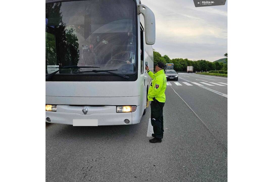 FOTO: Prvomájové policajné kontroly v Košickom kraji, foto 3