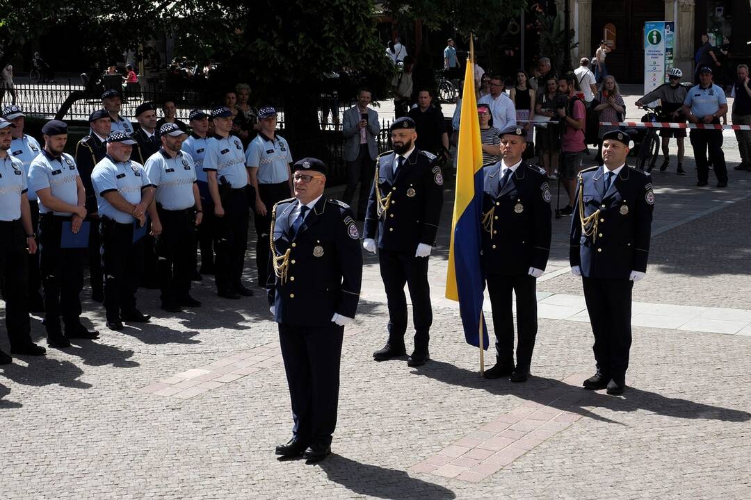 FOTO: Košice ocenili mestských policajtov za ich službu, foto 45