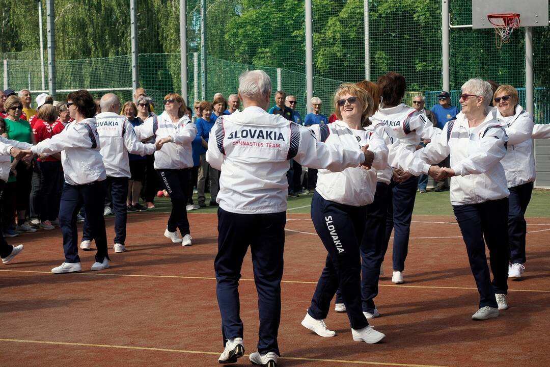 FOTO: Letná olympiáda privítala takmer 200 košických seniorov, foto 1