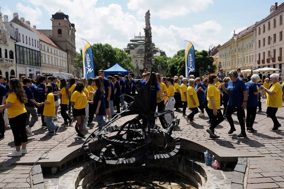 FOTO: Košická Hlavná ulica sa roztancovala v rytme štvorylky, foto 10