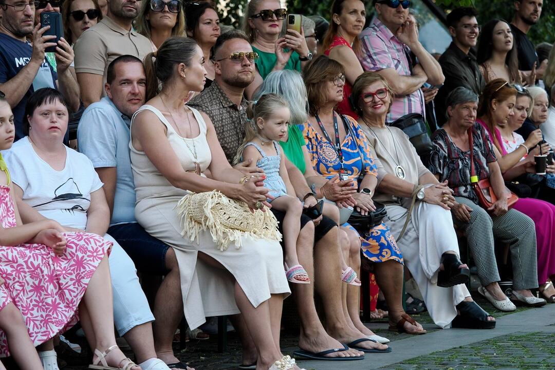 Módna prehliadka v srdci mesta! Takto odštartovalo Košické kultúrne leto, foto 4