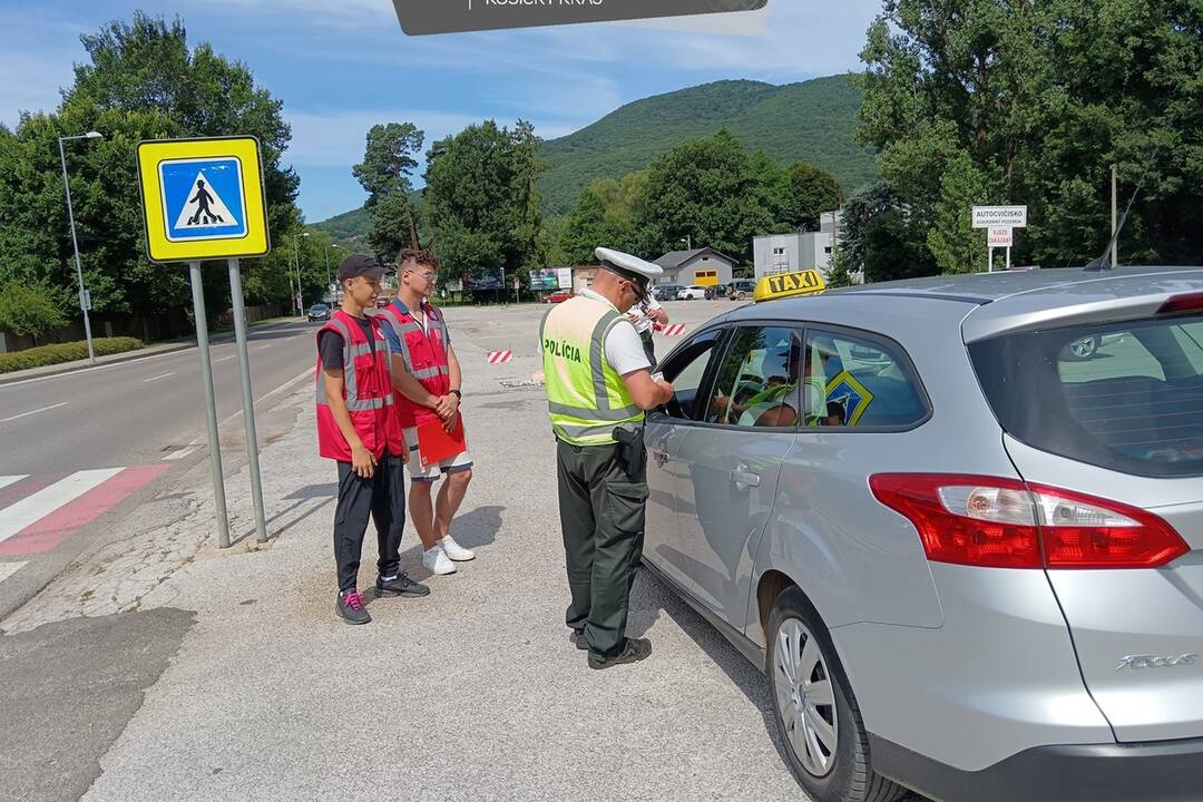 FOTO: Polícia otestovala košických vodičov z podania prvej pomoci, foto 10