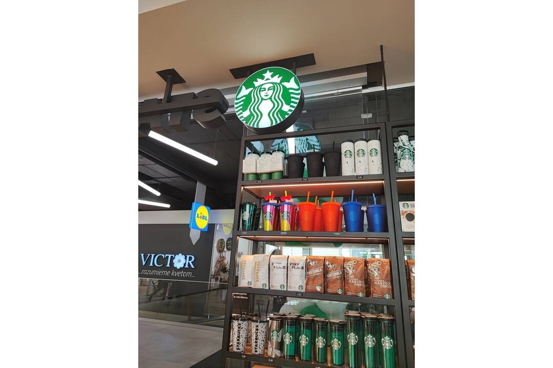 FOTO: Novootvorená kavireň Starbucks v Košiciach, foto 11