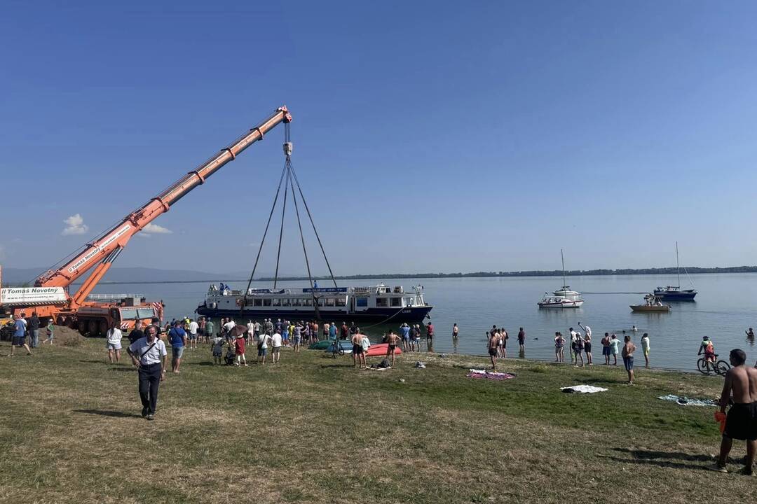 FOTO: Výletná loď Labe sa dostala do cieľa. Prebádajte na jej palube Zemplínsku Šíravu, foto 1