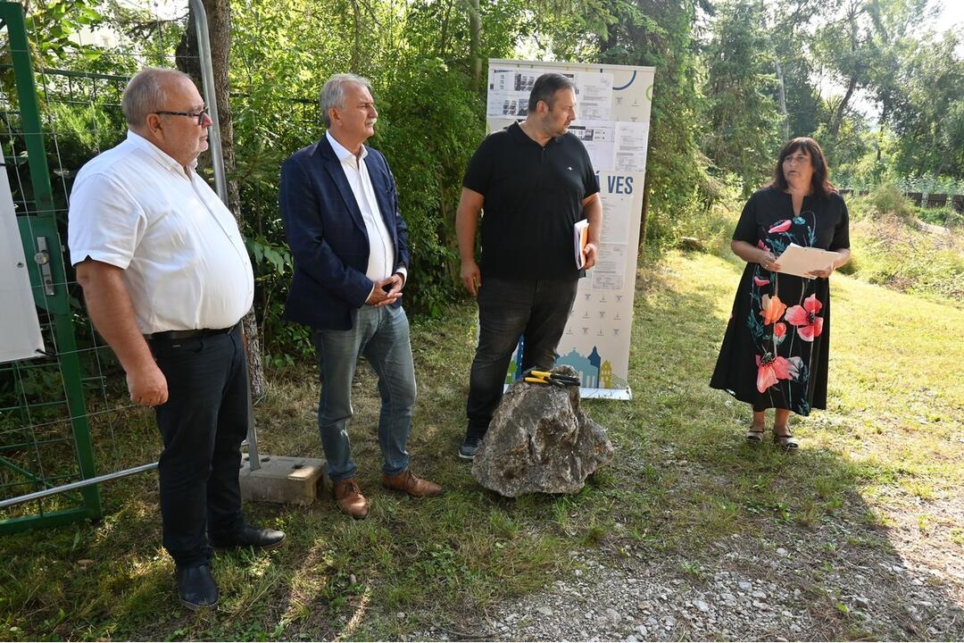 FOTO: V Spišskej Novej Vsi začali s výstavbou nového domova dôchodcov, foto 1