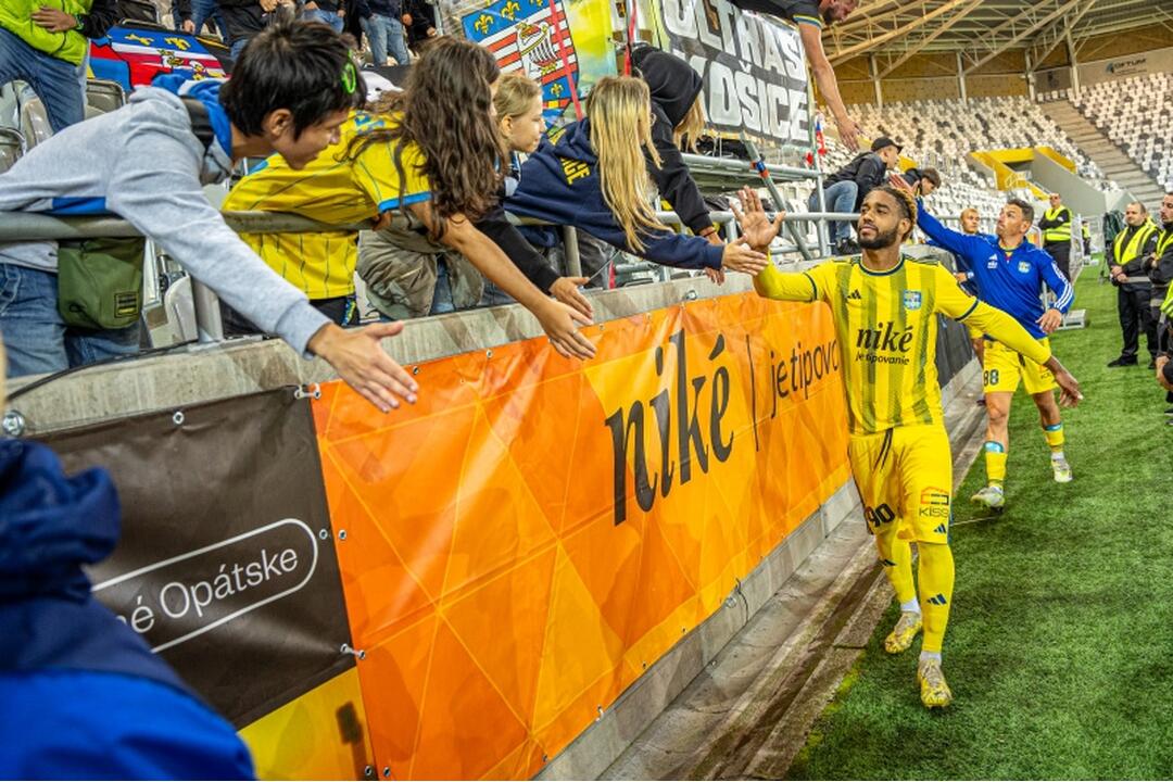 FOTO: Košickú futbalovú arénu zaplnili farby Košíc a Trnavy. Atmosféru dotváralo vyše 5-tisíc divákov, foto 33