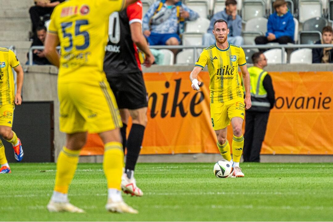 FOTO: Košickú futbalovú arénu zaplnili farby Košíc a Trnavy. Atmosféru dotváralo vyše 5-tisíc divákov, foto 44