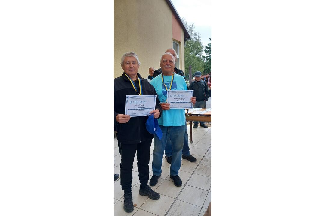 FOTO: Športový duch, odhodlanie aj víťazstvá. Košickí seniori súťažili na Jesennej olympiáde, foto 12