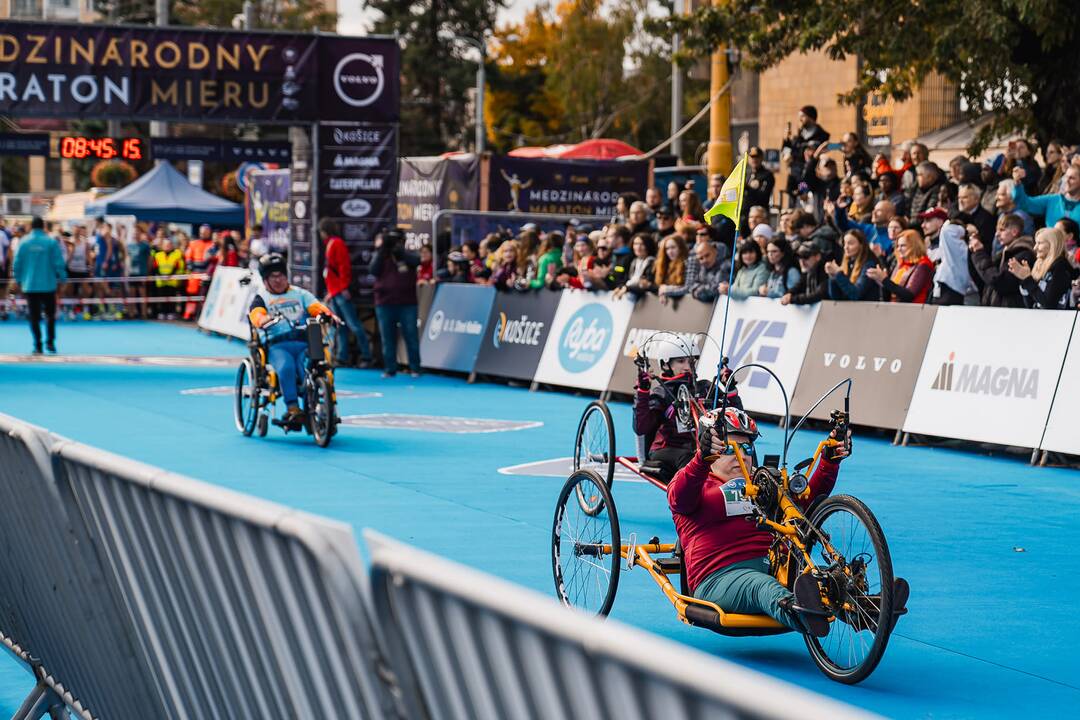 FOTO: Medzinárodný maratón mieru v Košiciach si pripomína svoju storočnicu, foto 3