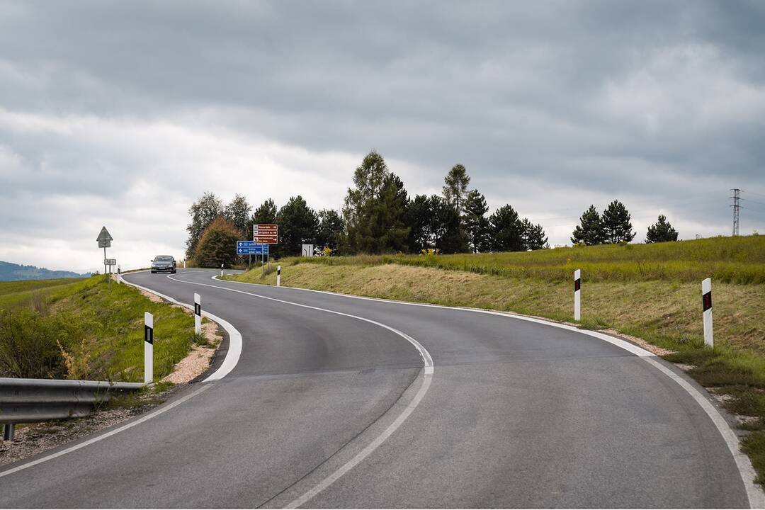 FOTO: Zrekonštruovaná cesta medzi okresmi Rožňava a Spišská Nová Ves, foto 9