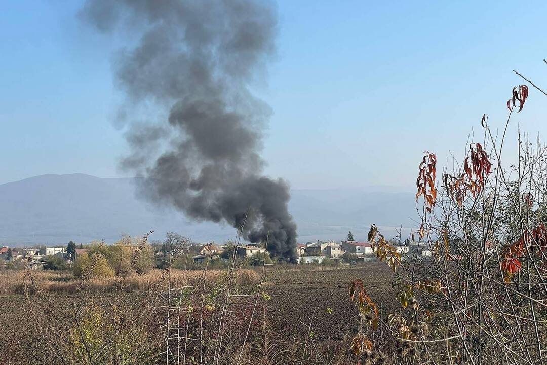 FOTO: Požiar odpadu nad obcou Čaňa, foto 4