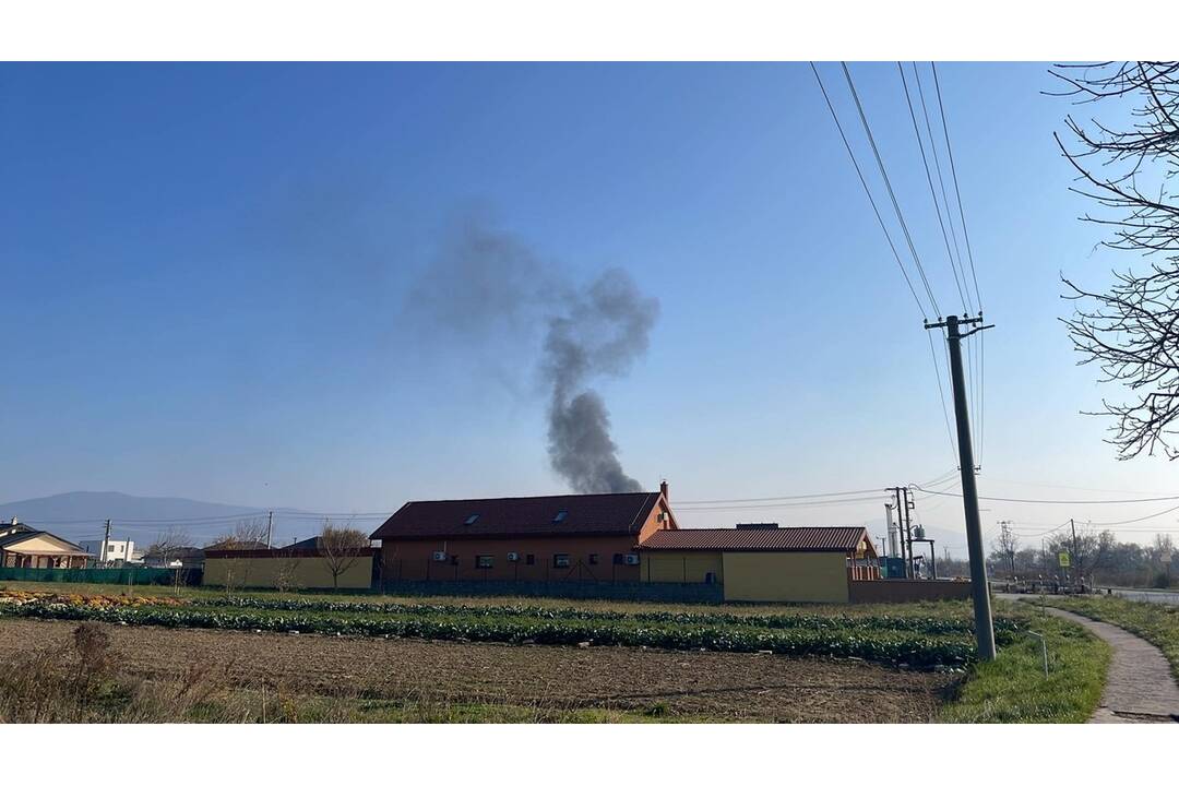 FOTO: Požiar odpadu nad obcou Čaňa, foto 2