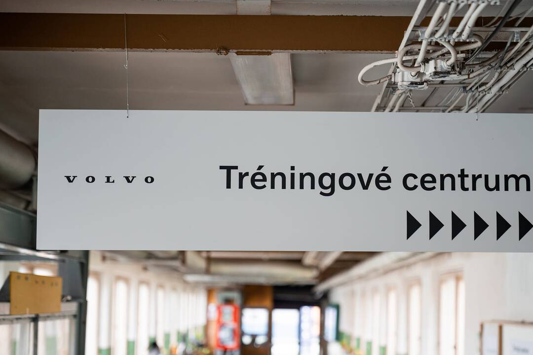 FOTO: Tréningové centrum pre Volvo na SOŠ v Šaci, foto 11