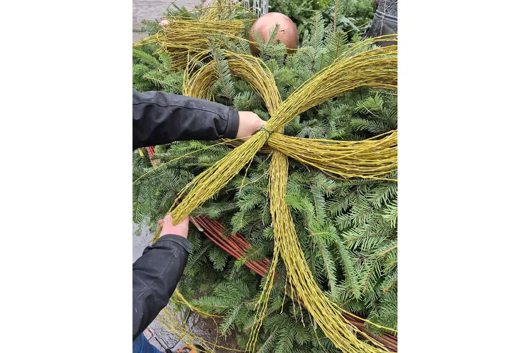 FOTO: Centrum Košíc už zdobí adventný veniec, foto 10