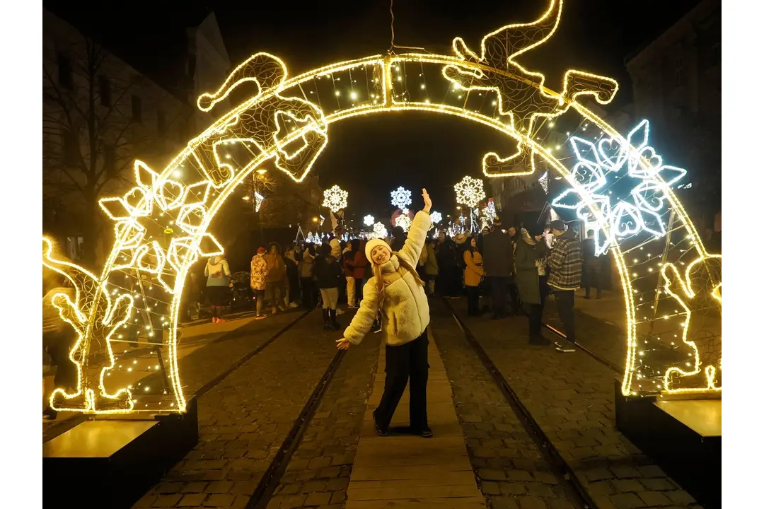 FOTO: V Košiciach odštartovali vianočné trhy. Ako to vyzeralo počas víkendu?, foto 3