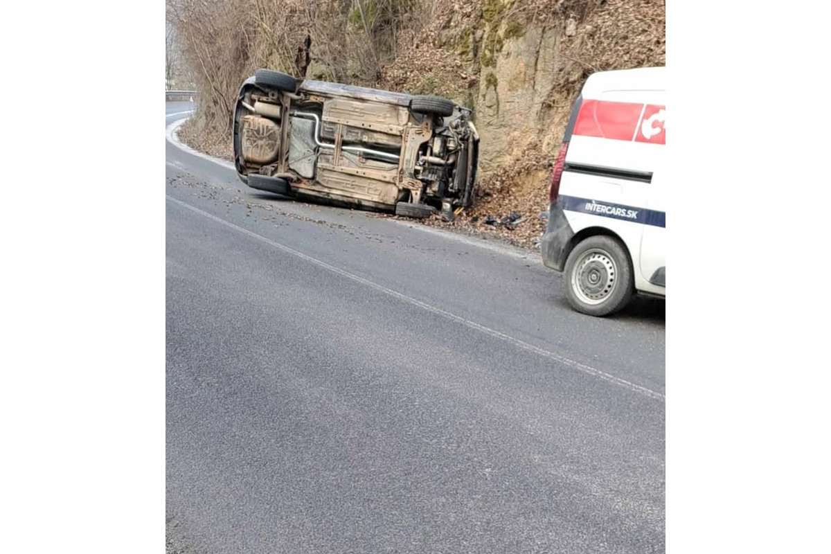 FOTO: Nehoda pri kameňolome smerom do Družstevnej pri Hornáde, foto 5