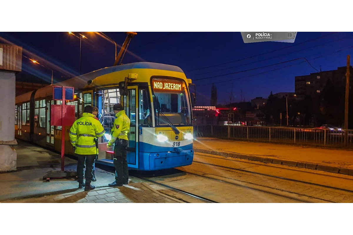 FOTO: Policajná akcia v Košiciach, policajti odstavili časť mesta, foto 2