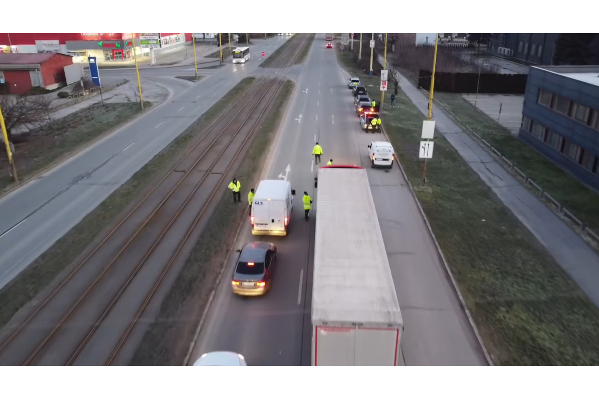 FOTO: Policajná akcia v Košiciach, policajti odstavili časť mesta, foto 6