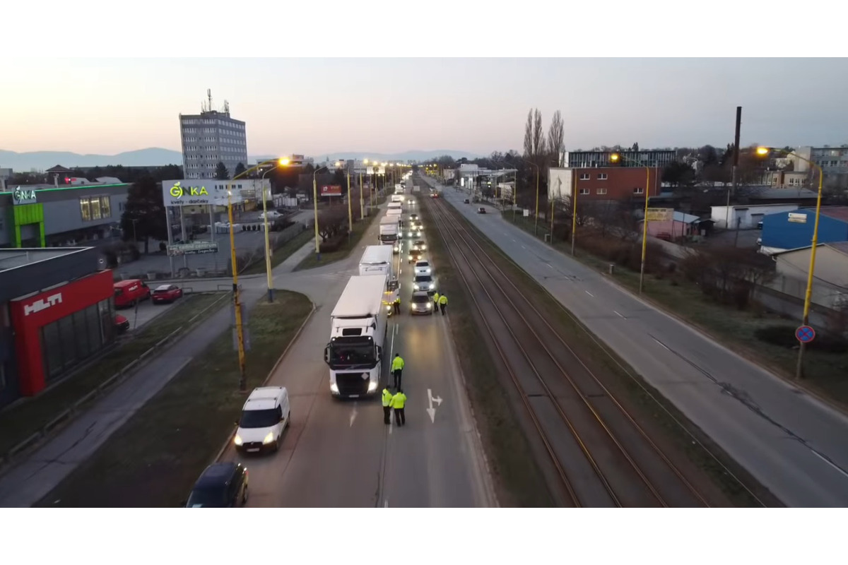 FOTO: Policajná akcia v Košiciach, policajti odstavili časť mesta, foto 8