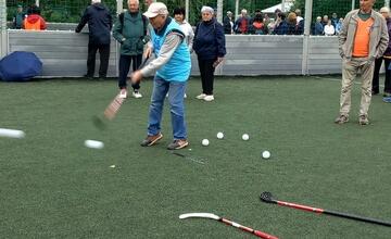 FOTO: Športový duch, odhodlanie aj víťazstvá. Košickí seniori súťažili na Jesennej olympiáde